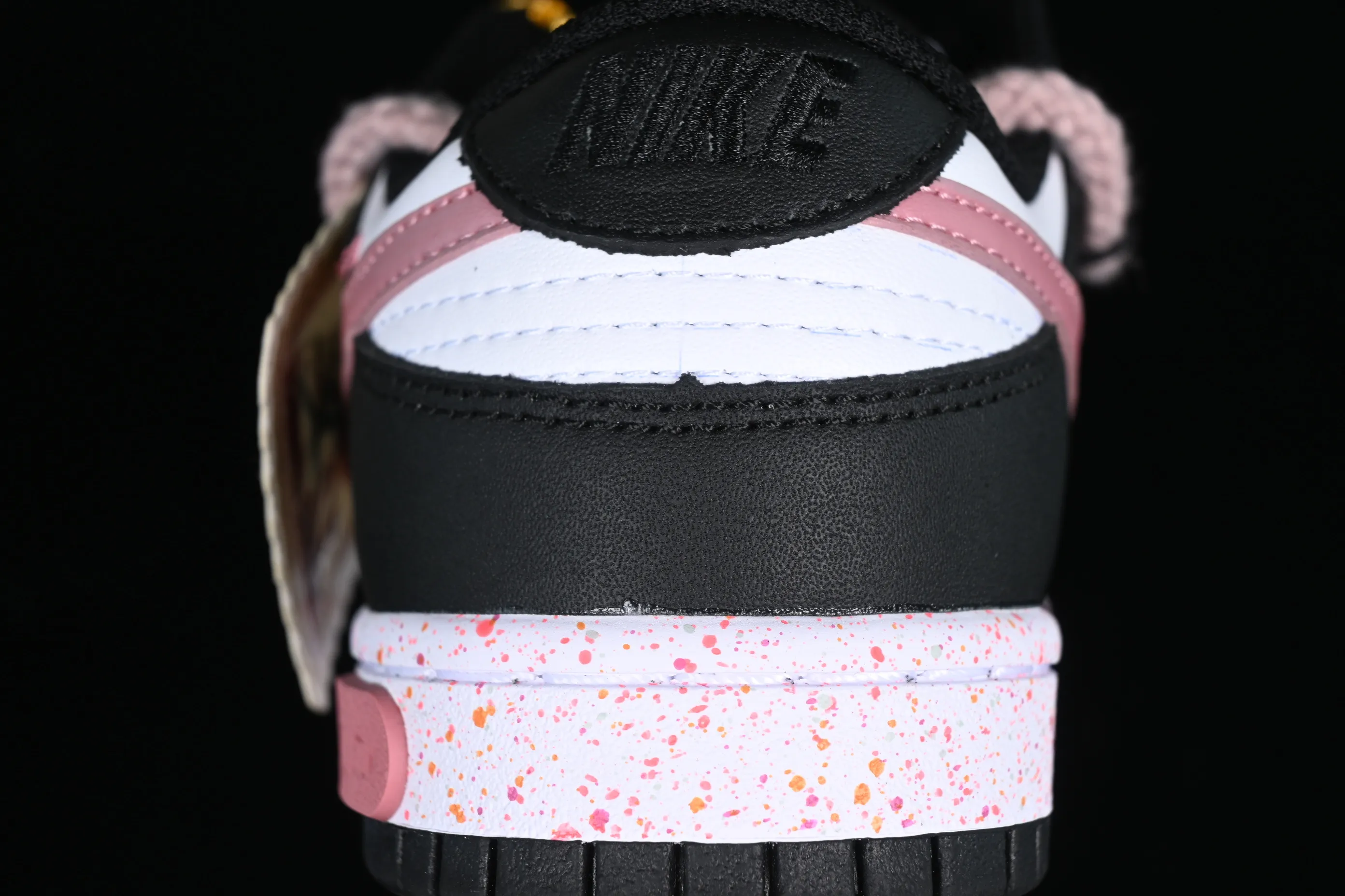 All Categories Nk SB Dunk Series Nk SB Dunk Low Low-top Sneakers Nk Dunk Low "Multi-Color Swoosh" Rose Heart Soft Mist Pink Cloth Patch SB Strap Low-top Casual Sneakers FD4623-131